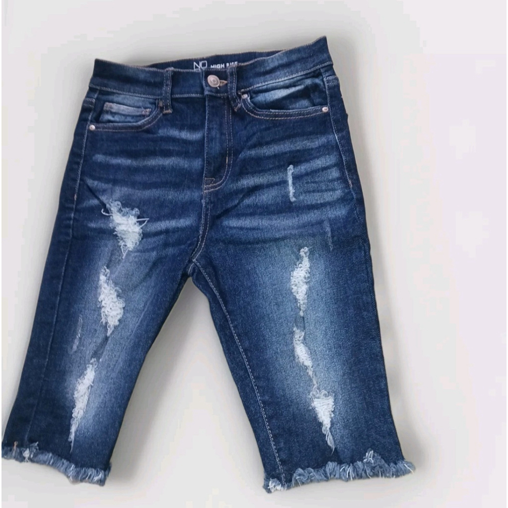 No Boundaries Blue Distressed Capri Jeans Juniors Size 3
